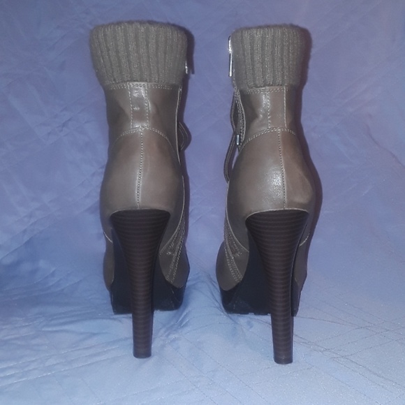 SALE JLOPEZ TAUPE LACE UP WITH ZIPPER HALF BOOTS - Picture 5 of 8